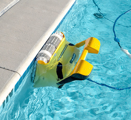 Maytronics Wave 60 Commercial Cleaner image 4