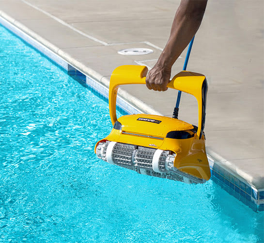 Maytronics Wave 60 Commercial Cleaner image 5