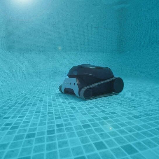 Maytronics Dolphin LIBERTY 300 Robotic Cleaner image 5