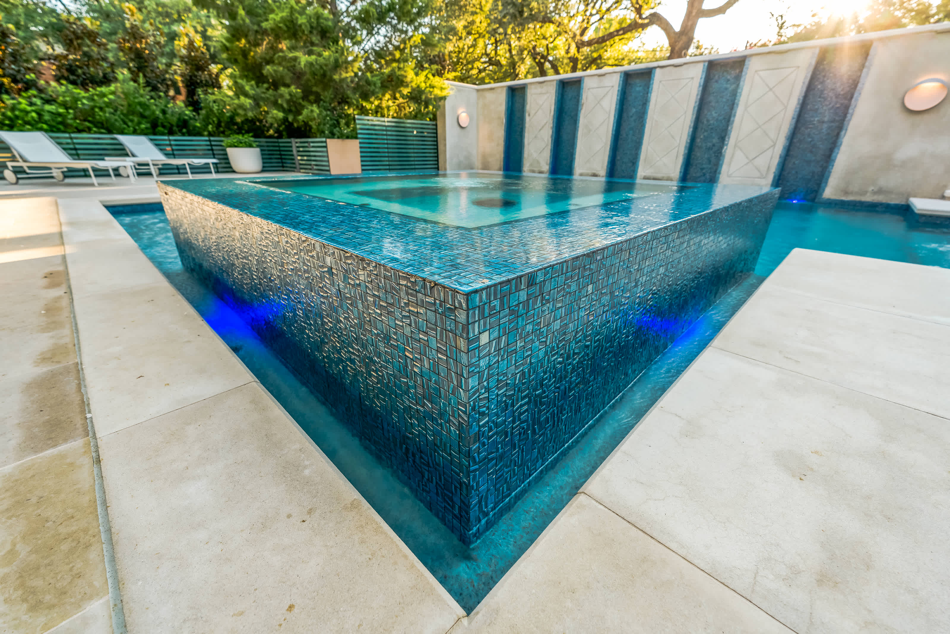 VP 660 Blue Planet_CompleteBackyard.jpg